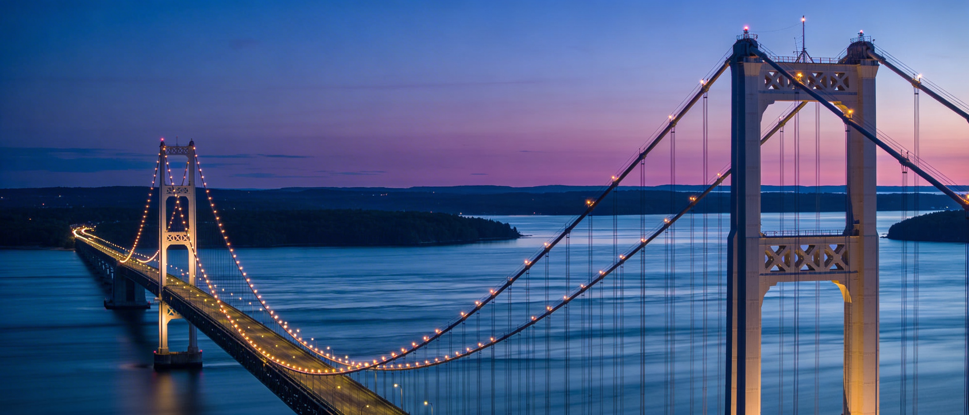 Мост Макинак в Мичигане: подвесной мост через пролив Великих Озёр