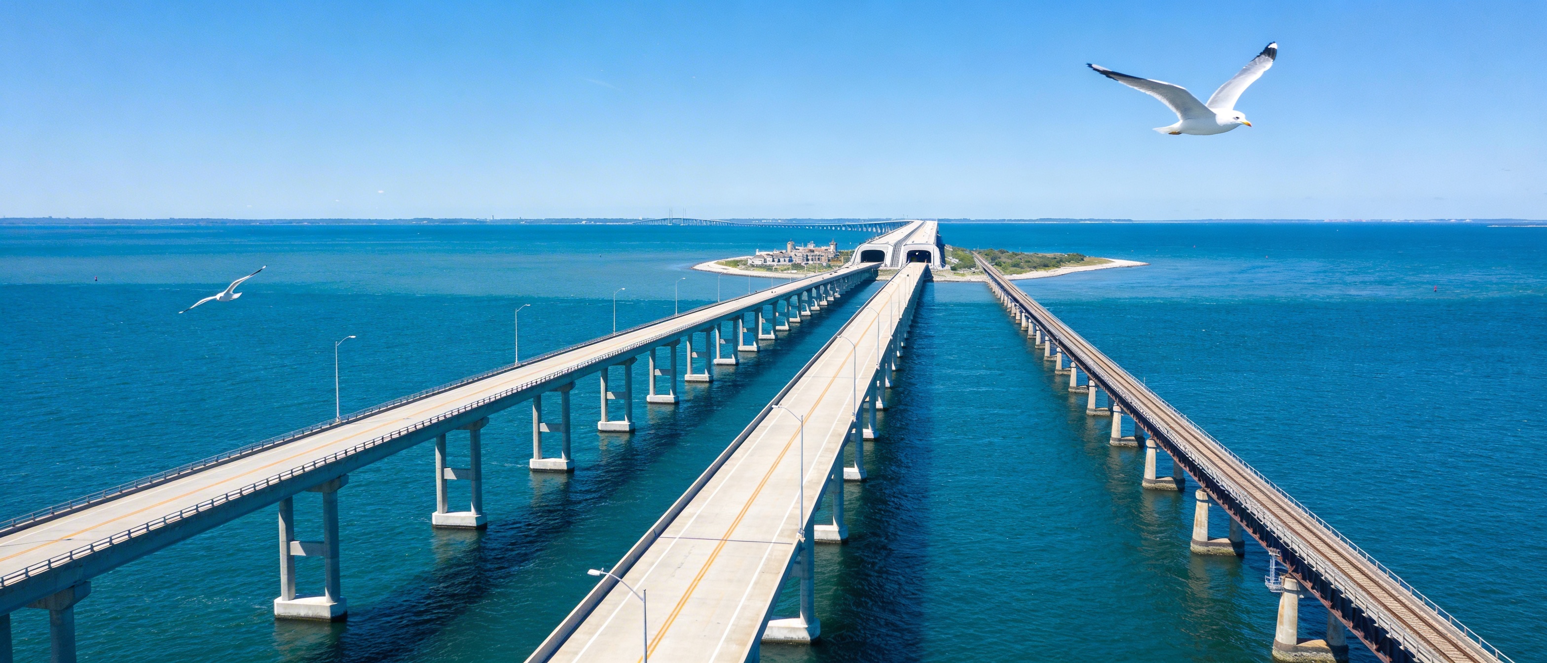 Мост-тоннель через Чесапикский залив: 37 километров над и под водой